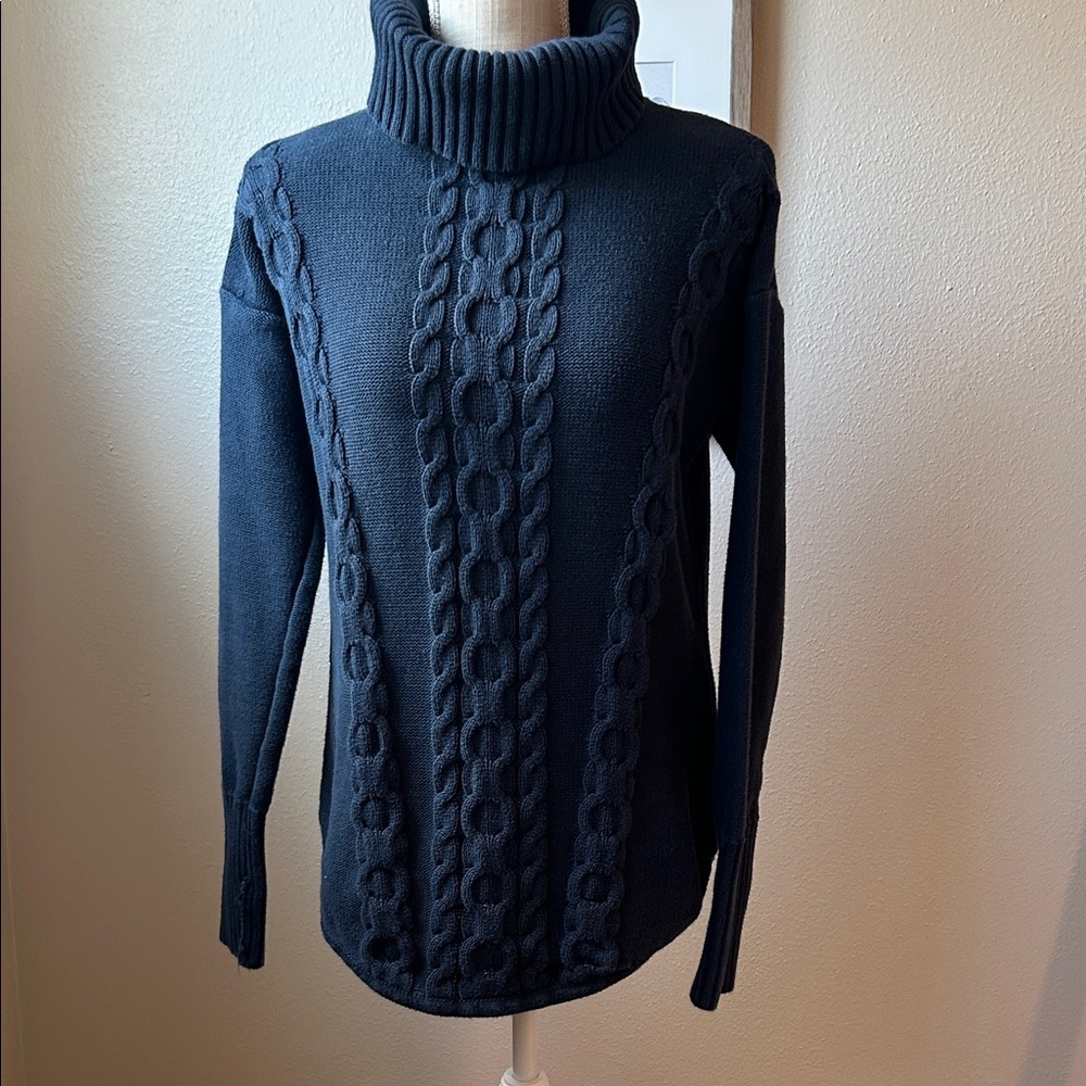 L.L. Bean Fitted Fisherman Cable Knit Turtleneck Sweater - vintage